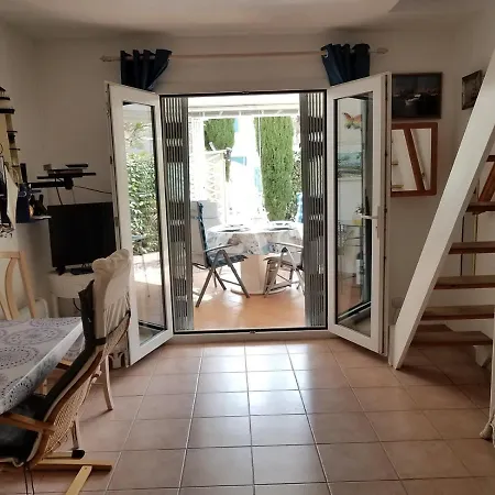 Ce 11 / Pavillon Avec 3 Chambres Et Veranda * Gruissan