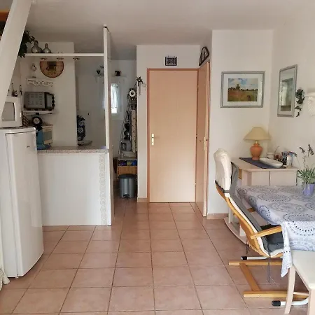 Villa Ce 11 / Pavillon Avec 3 Chambres Et Veranda